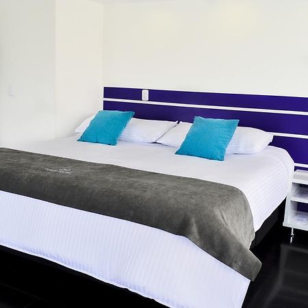 Отель Puerto Madero Boutique Чия Экстерьер фото